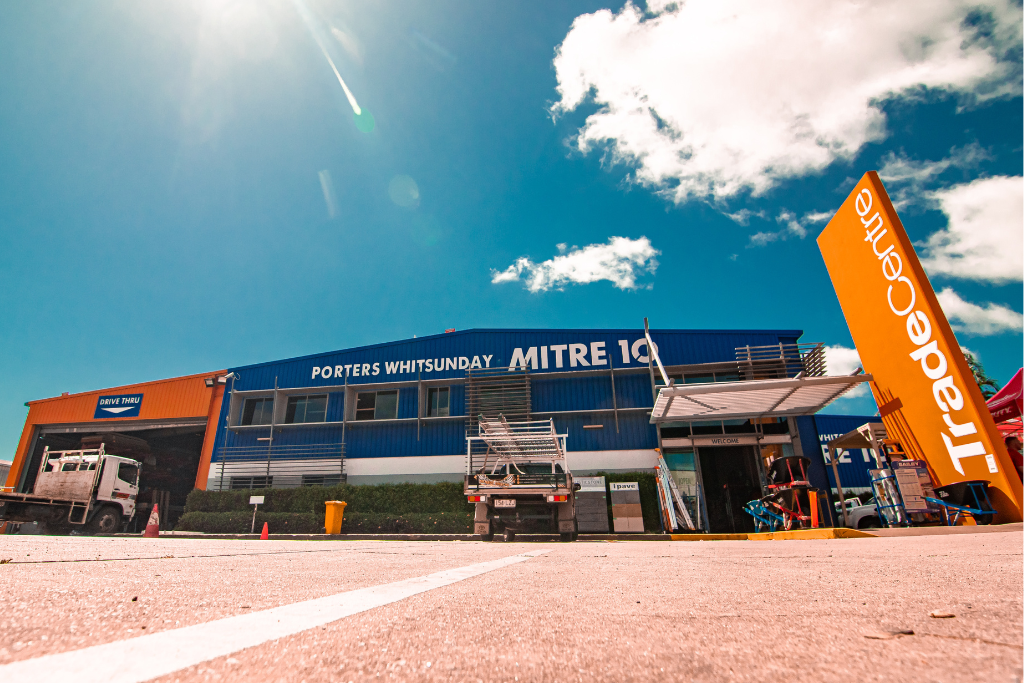 Pop Up Chamber with Porters Mitre 10 Whitsunday: Free BBQ Brekkie, coffee and prizes!